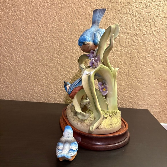 Andrea by Sadek Blue Bird Family With Wooden Base - Picture 5 of 9